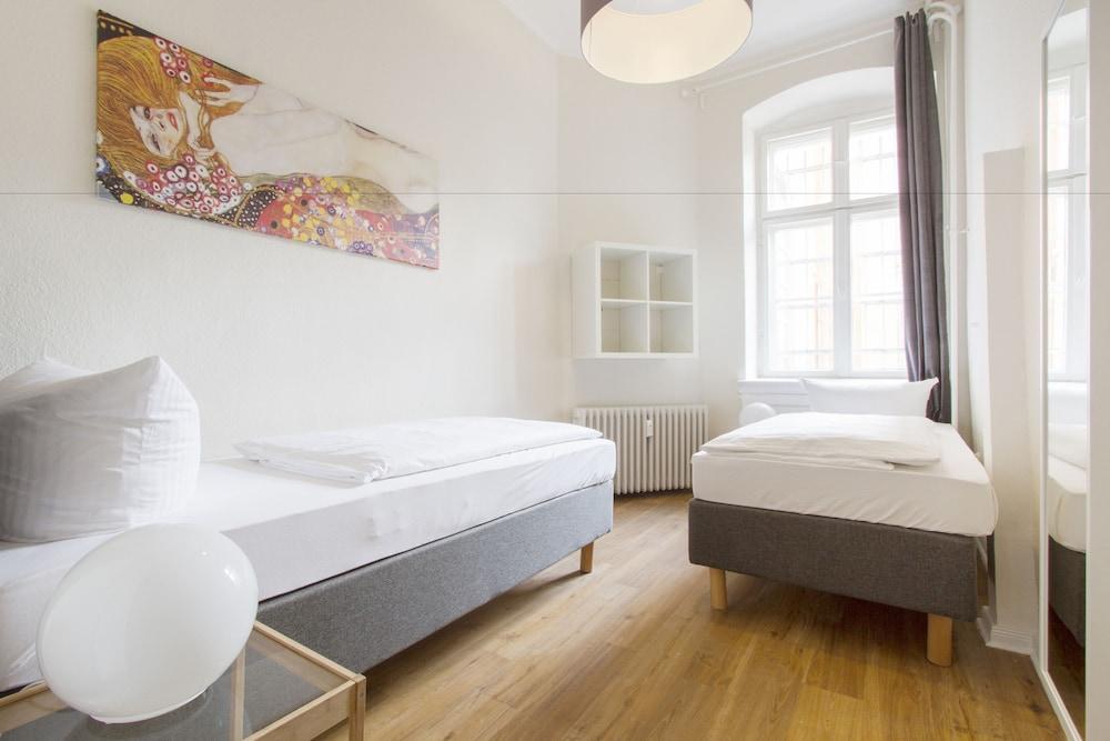 Primeflats - Big Family Apartment Schoeneberg Berlin Bagian luar foto